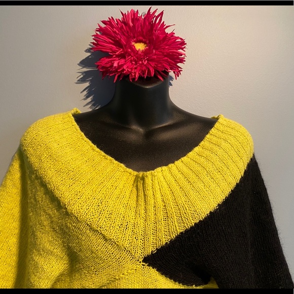 Hand Crafted Yellow and Black Sweater - Picture 5 of 8